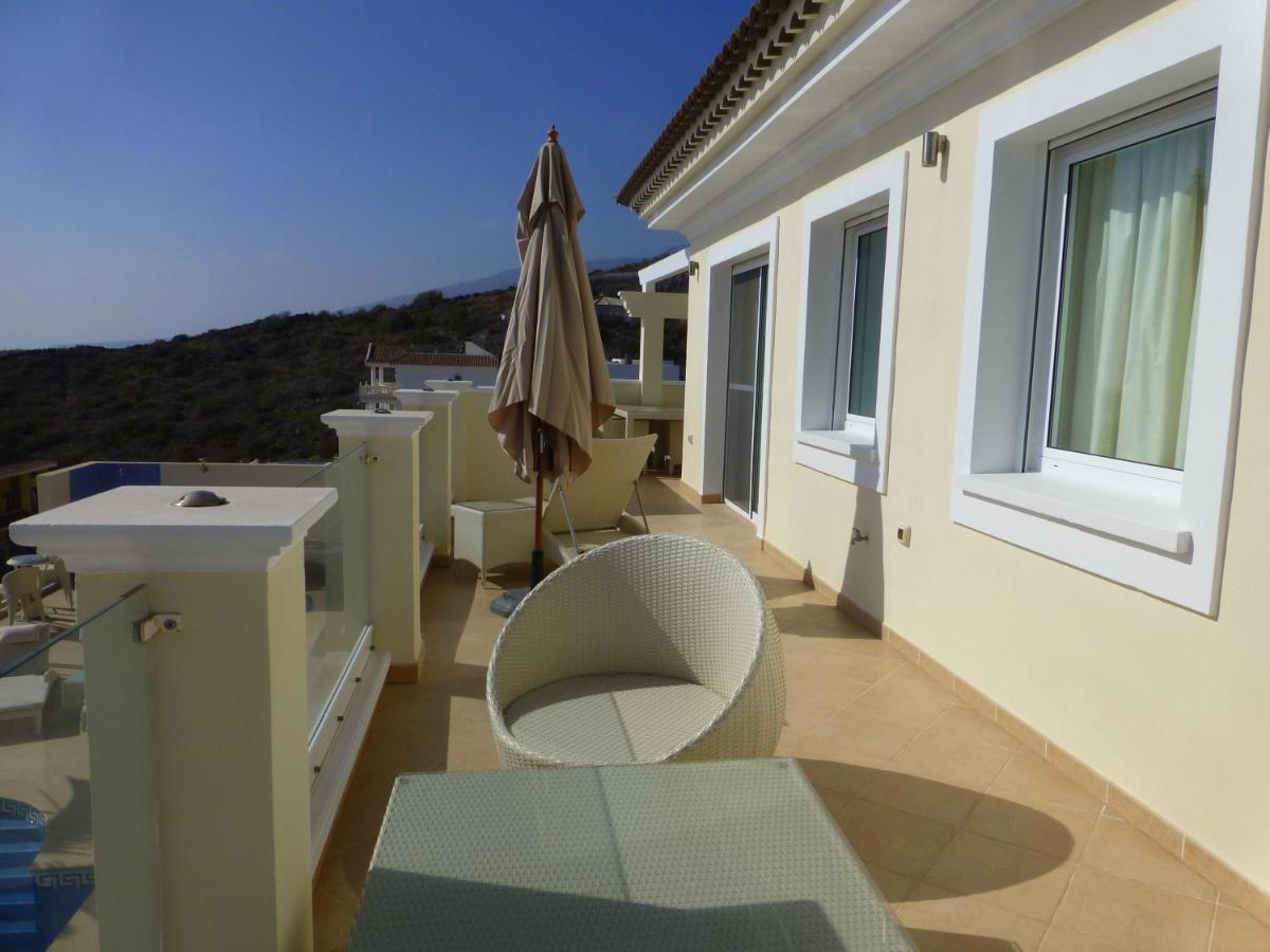 Villa Juliana Costa Adeje  Eksteriør billede