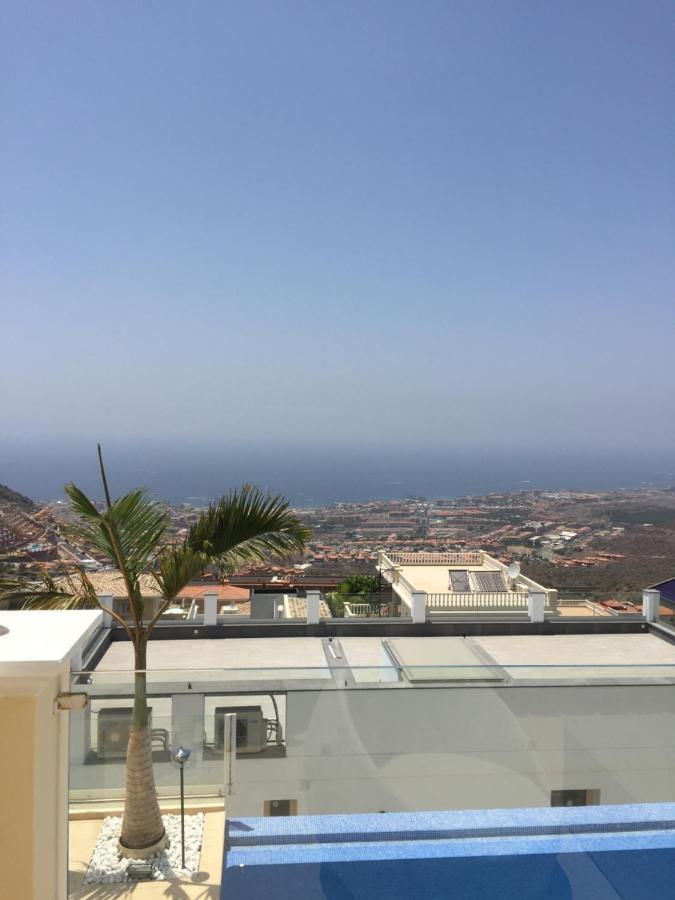 Villa Juliana Costa Adeje  Eksteriør billede