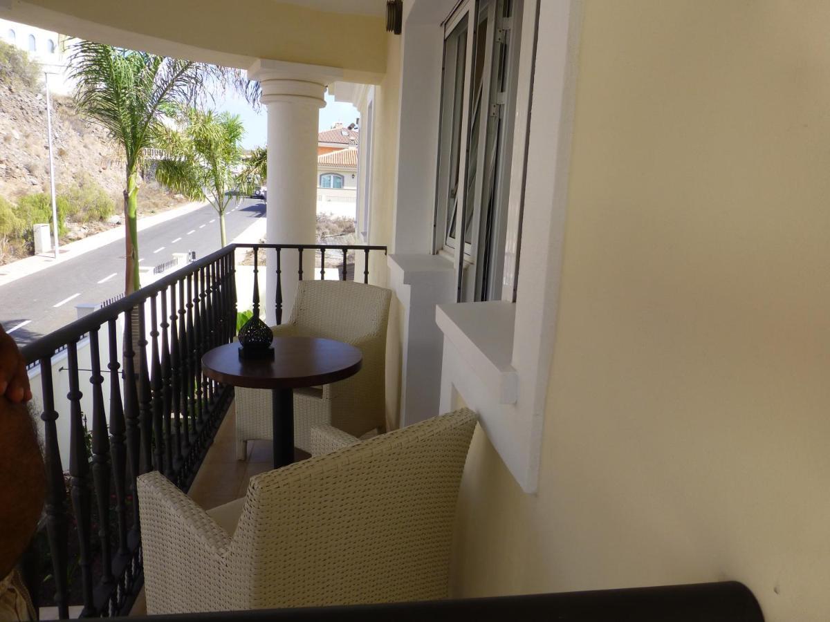 Villa Juliana Costa Adeje  Eksteriør billede