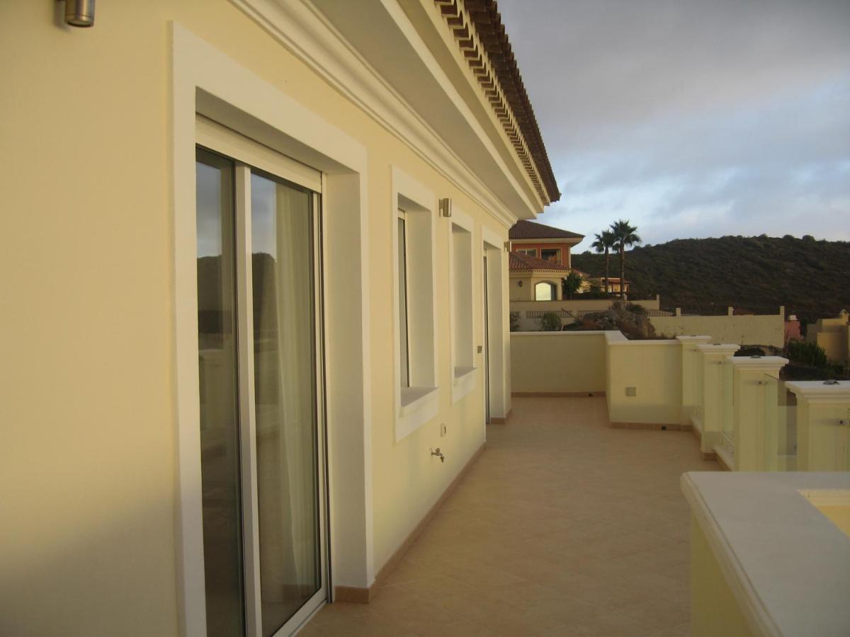 Villa Juliana Costa Adeje  Eksteriør billede